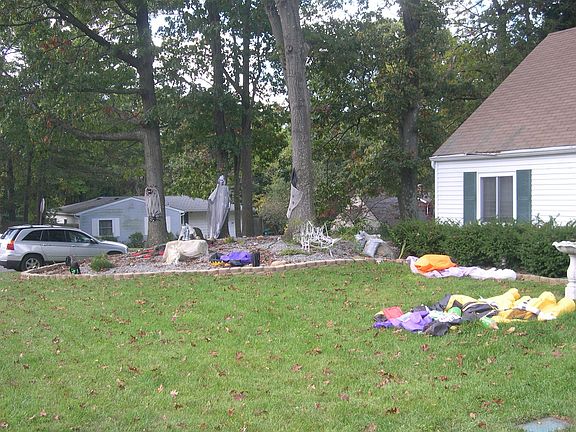 4th image of 17 Gaymor Ln