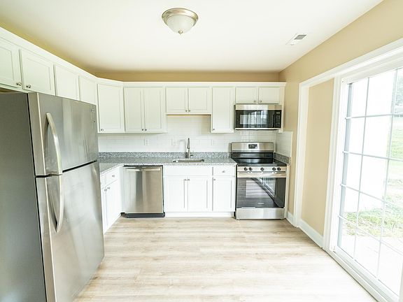 4th image of 30X Eudowood Ln