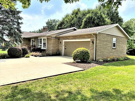 4th image of 56 Pearl Dr