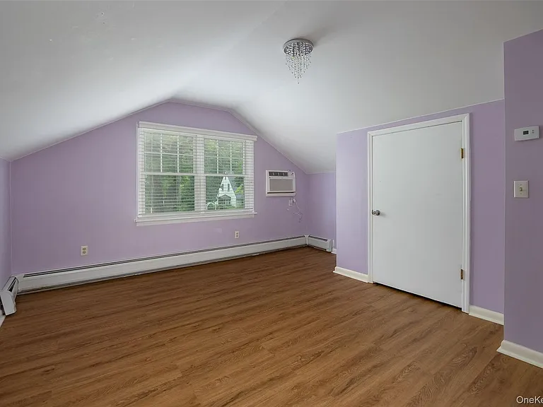 46 Barnard Ave — Photo 24