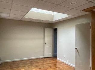 200 Jericho Tpke APT 2, Mineola, NY 11501