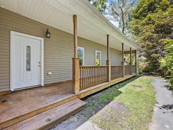 20 School St, West Seneca, NY 14224