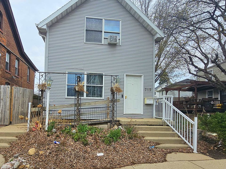 1st image of 719 E 22nd St