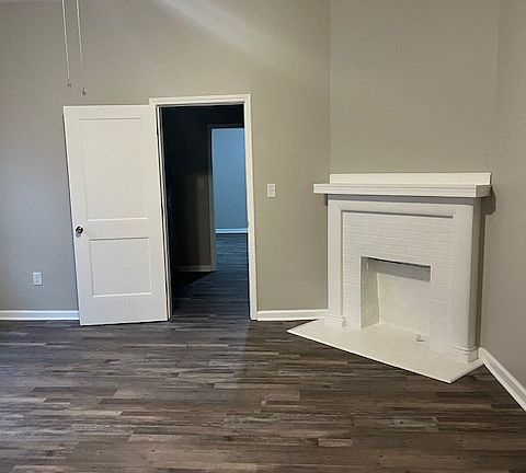 4th image of 510 N Highland Ave
