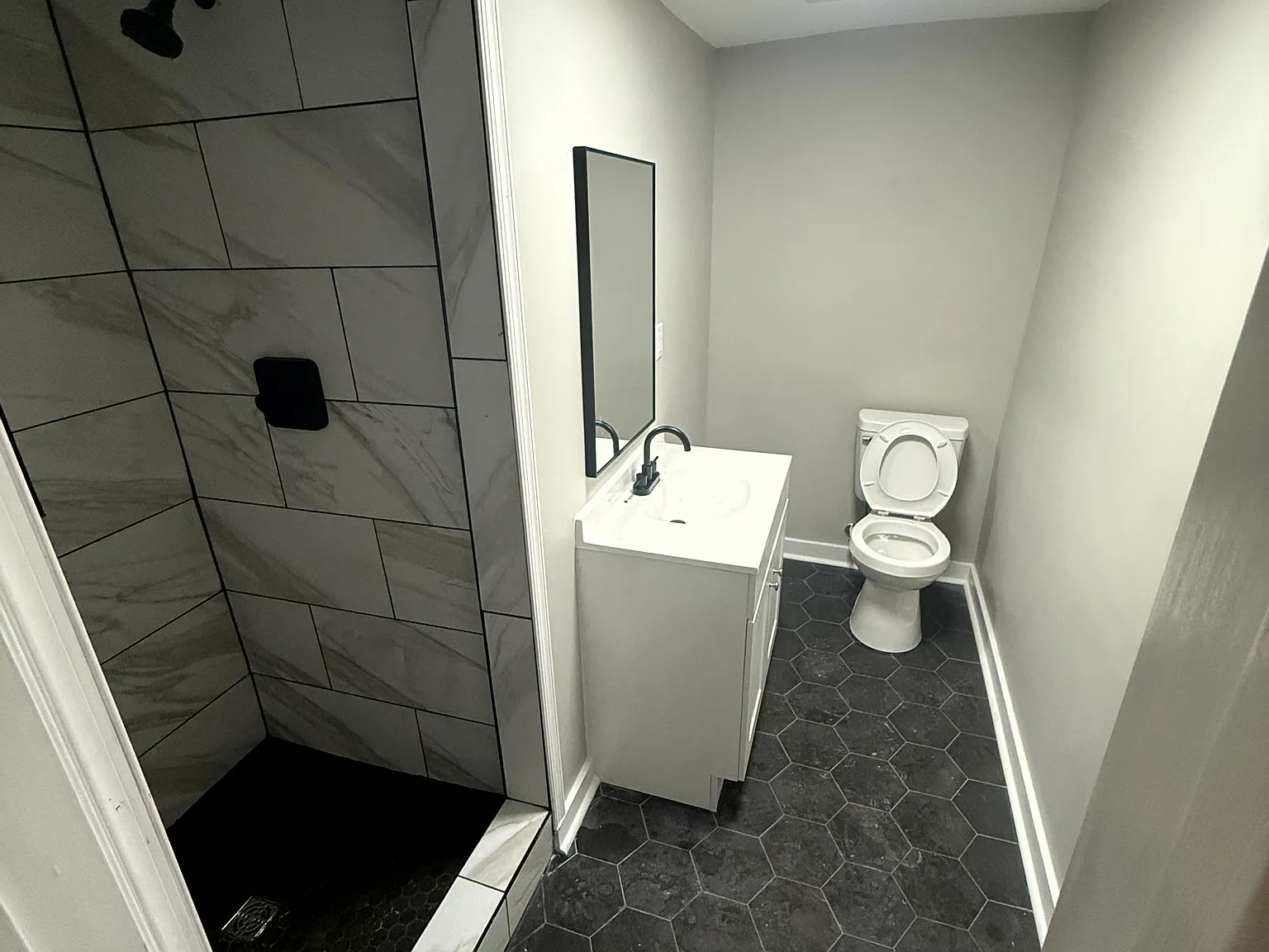 3 bed, 1500 sqft, $2,050 — Photo 3