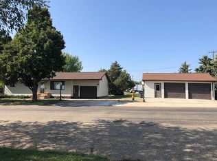 106 S Andrew St, Roscoe, SD 57471