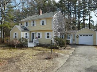 69 Woodridge Rd, Duxbury, MA 02332