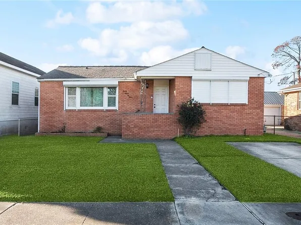 3404 Sinclair St, Chalmette, LA 70043
