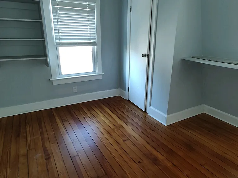 231 2nd Ave — Photo 12