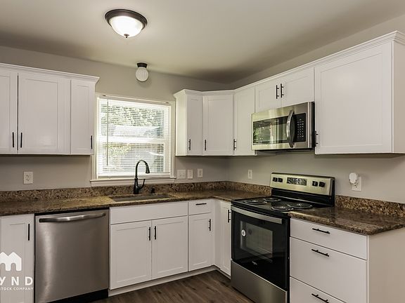 5th image of 4726 Dawnwood Dr