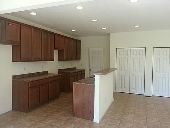 3rd image of 107 Firestone Dr #10297