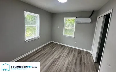 869 N Bingham St — Photo 8