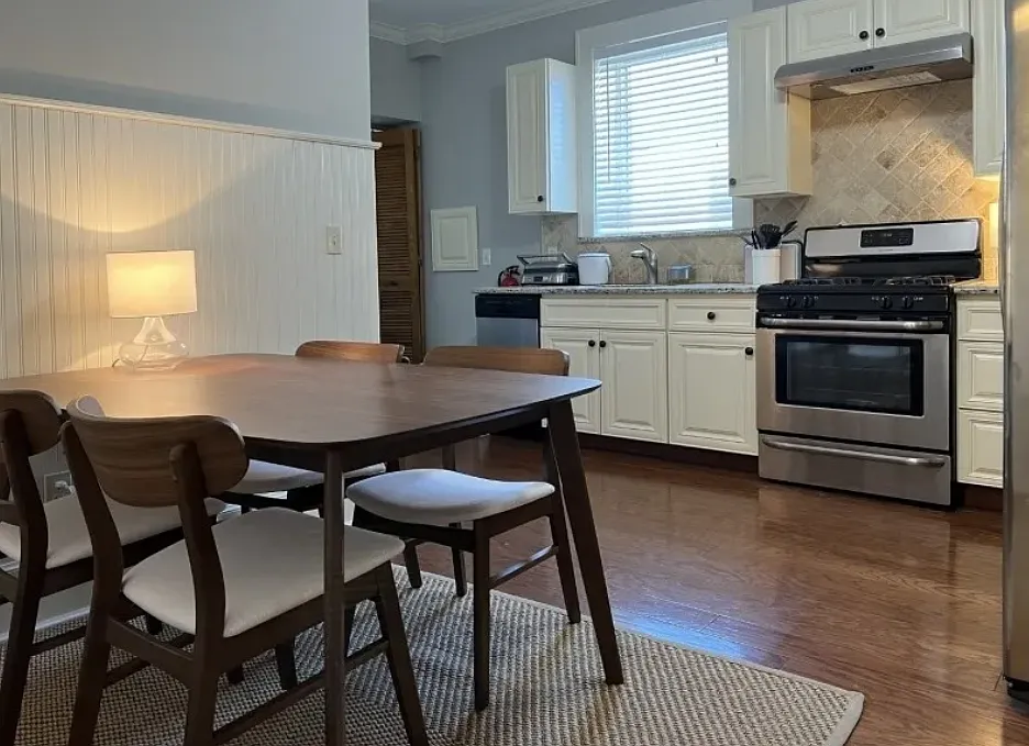 2 bed, $3,100 — Photo 3
