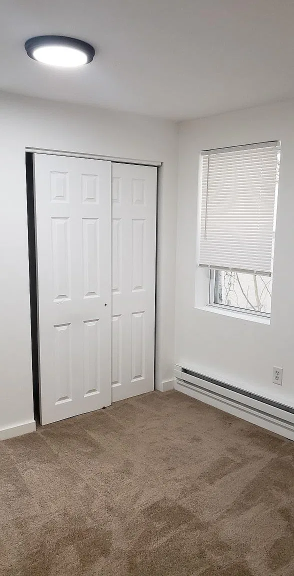 1 bed, 450 sqft, $1,000 — Photo 4