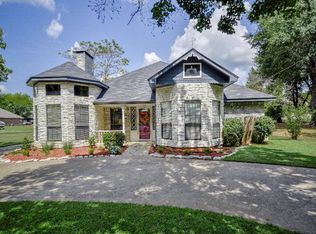 194 Shoreline Dr, Malakoff, TX 75148