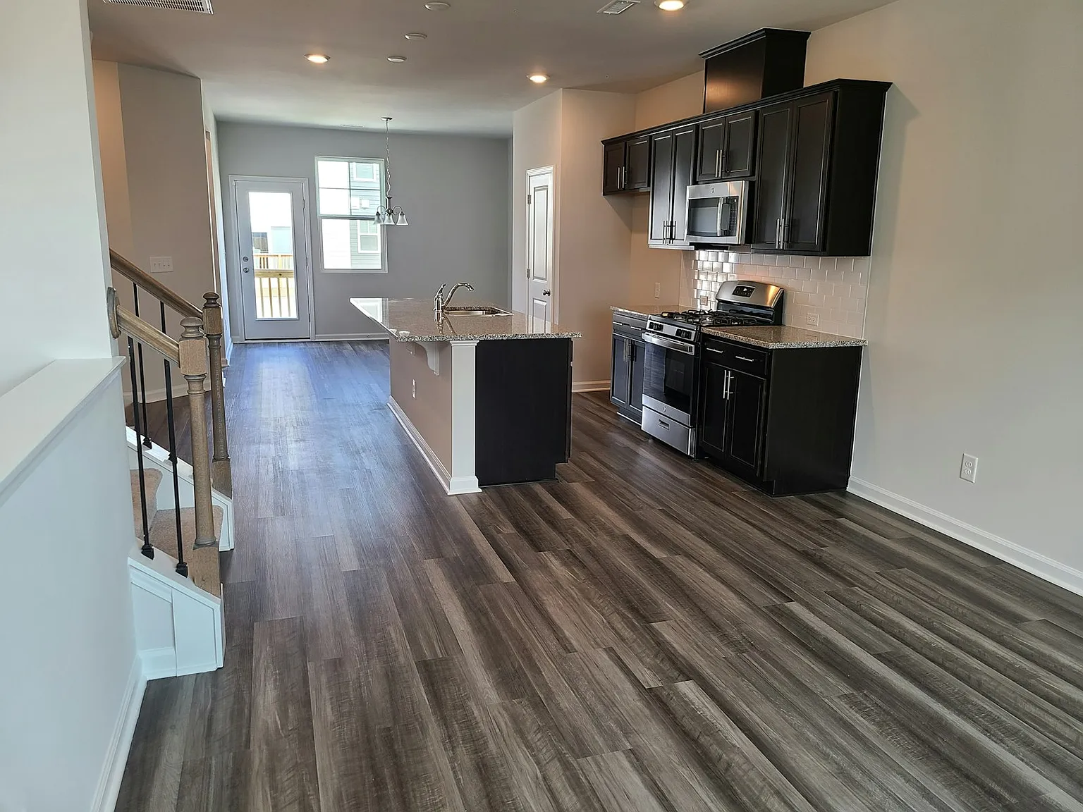 5916 Kayton Street — Photo 4