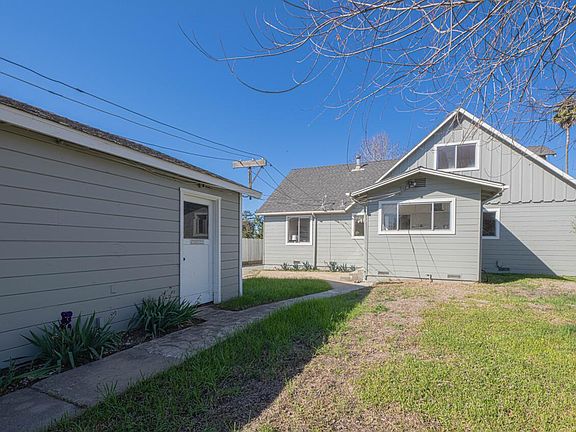 3rd image of 757 Middlefield Rd