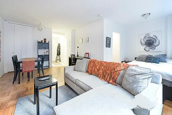 35 East 38th Street — Photo 3
