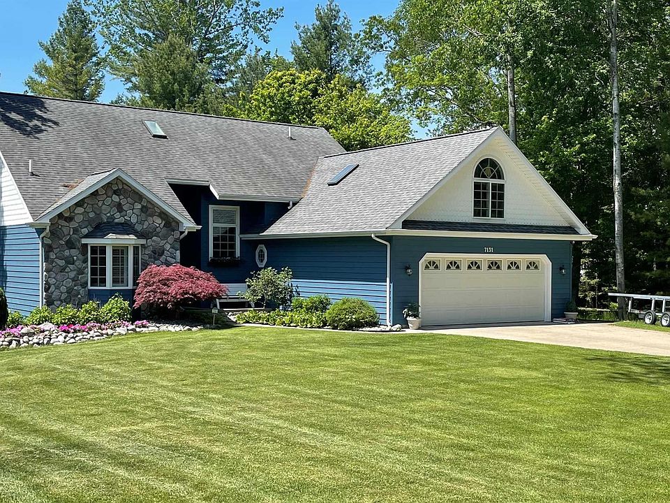 7131 Lakewood Dr, Oscoda, MI 48750 Zillow