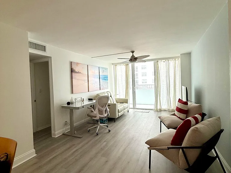 111 Briny Ave #905 — Photo 7