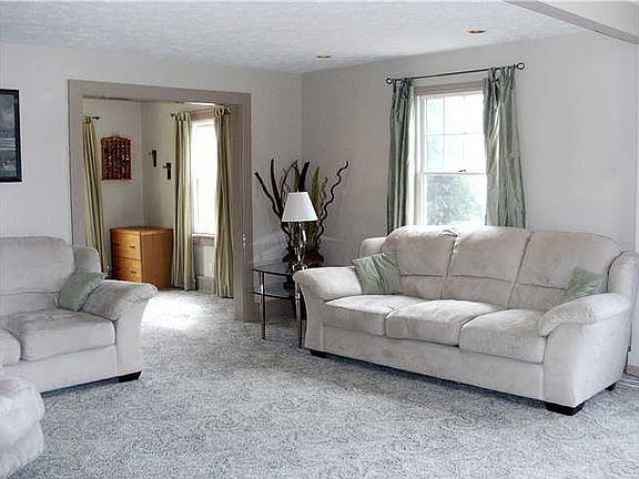 3rd image of 241 Zuber Rd