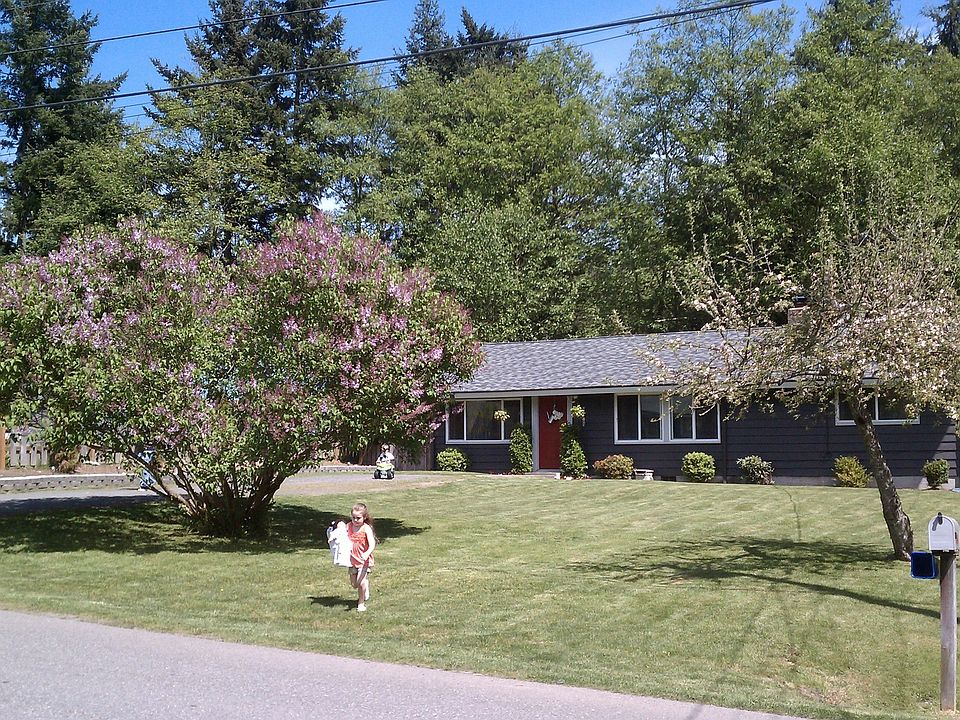 1st image of 8140 NE Seawind Ave