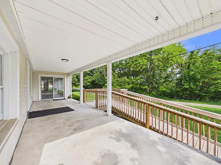 3954 Crabapple Rd — Photo 41