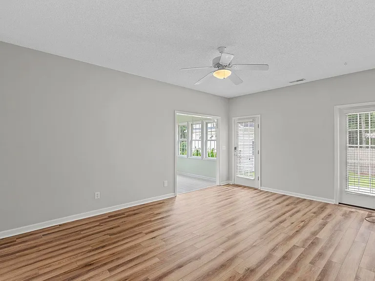506 Cedar Ave — Photo 4