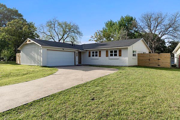 1st image of 4633 Lynnacre Dr