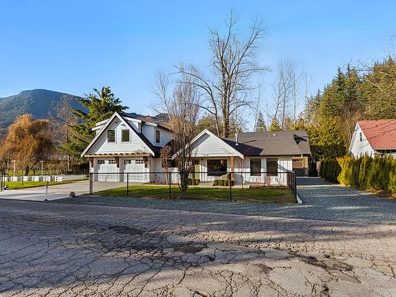 3rd image of 6341 McCallum Rd