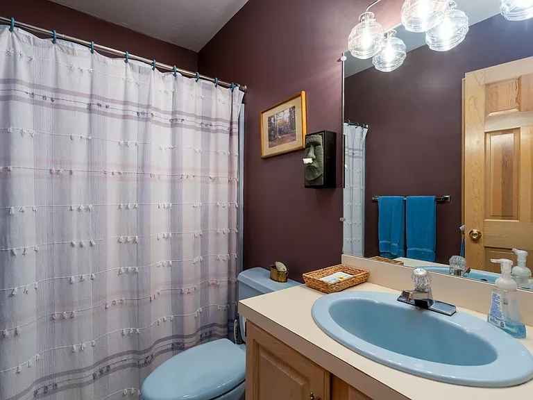 39 Robertson Dr — Photo 32