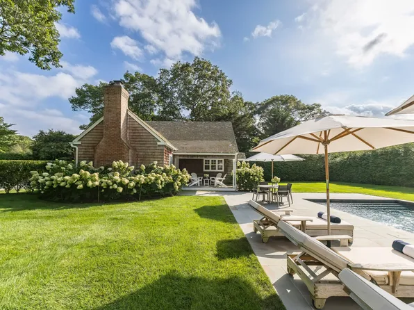 86 Oakview Hwy, East Hampton, NY 11937