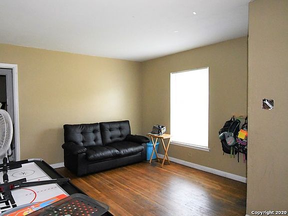 4th image of 235 Shasta Ave