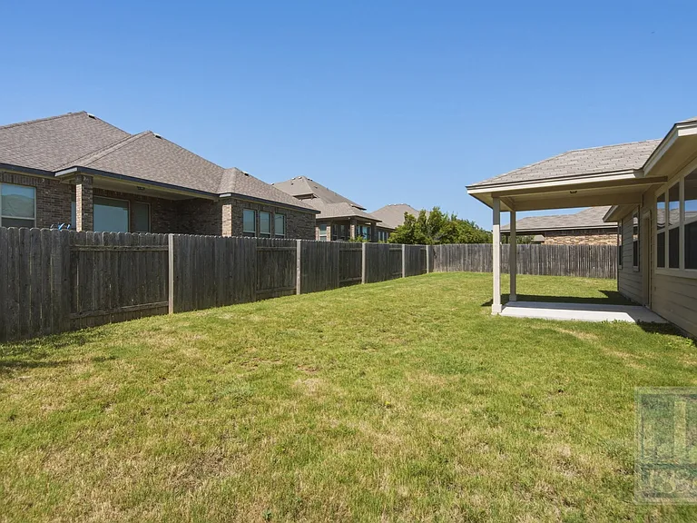 729 Manzano Ln #T3 — Photo 26