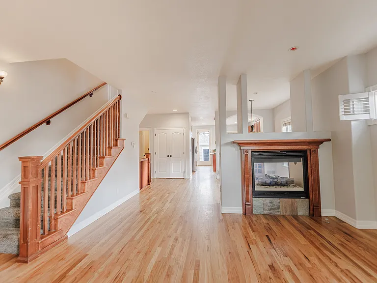 2018 Newton St — Photo 15
