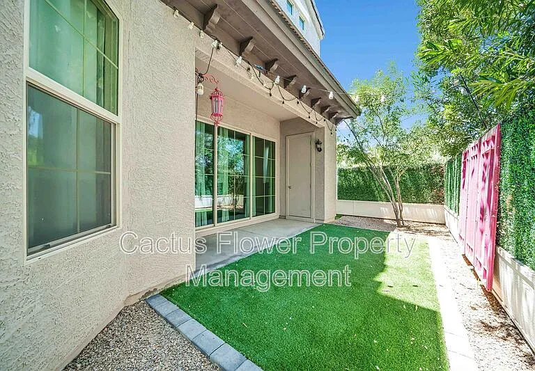 3067 N 33rd Pl — Photo 39