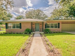 7802 N 52nd St, Tampa, FL 33617