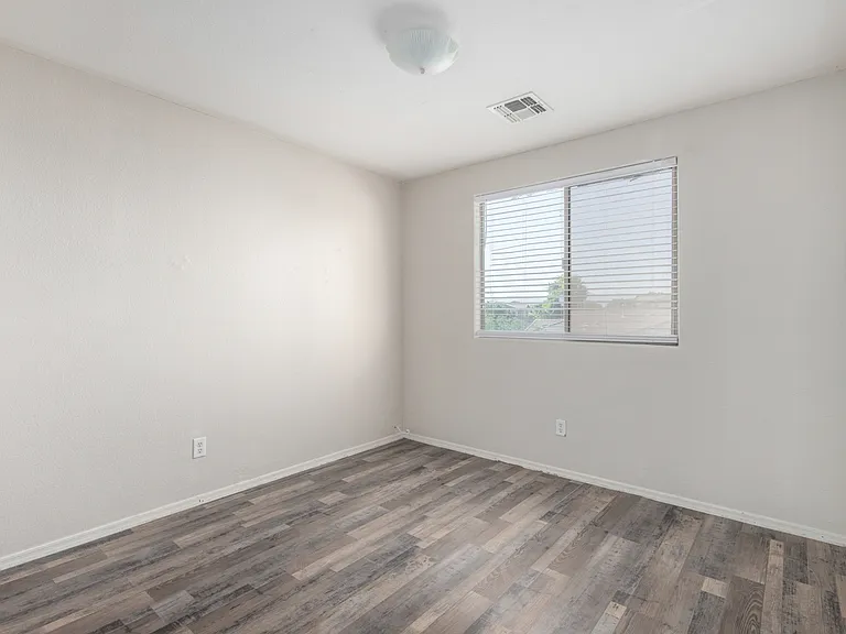 15309 N 146th Ave — Photo 30