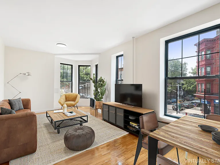 1021 8th Ave #3L — Photo 1