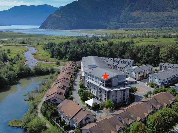 1212 Main St #612, Squamish, BC V8B 0S1