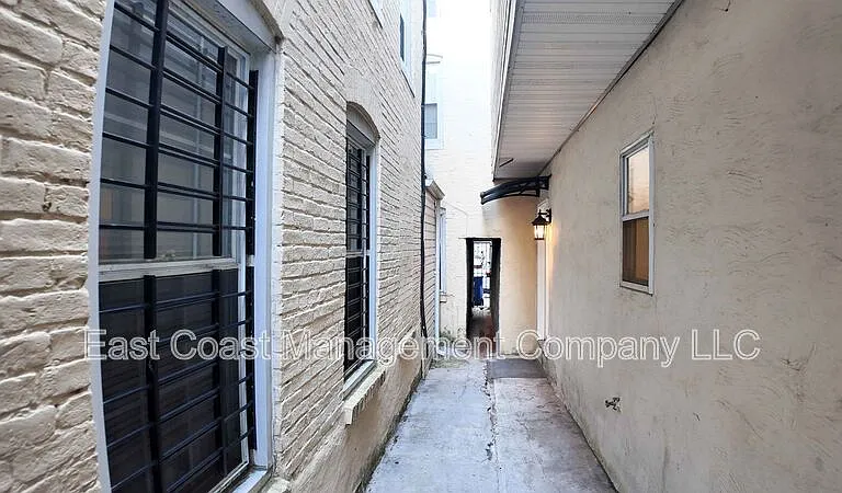 203 S Regester St — Photo 22