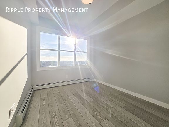 5th image of 44 Skyview Pkwy NE Unit 1313