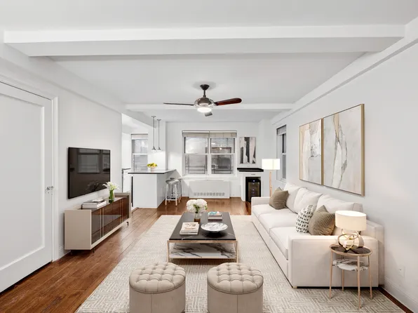 424 East 52nd Street image 1 of 16