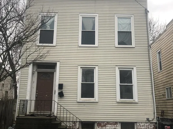 2 Benson St #1, Albany, NY 12206
