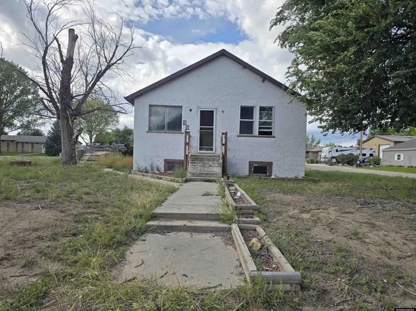 99 N Iowa Ave, Guernsey, WY 82214