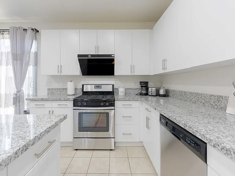 417 Encanto Ln — Photo 9