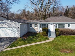 15238 W Pekara Dr, Deerfield, IL
