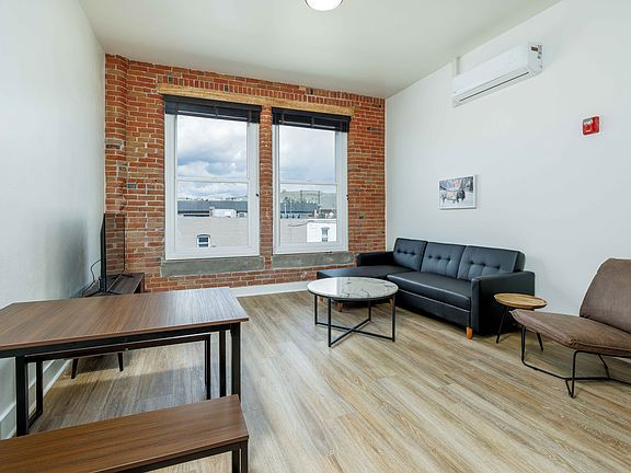 5th image of 108 E Lewis St APT 20