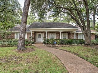 12314 Huntingwick Dr, Houston, TX 77024