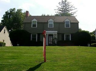 2538 Country Club Pkwy SE, Cedar Rapids, IA 52403